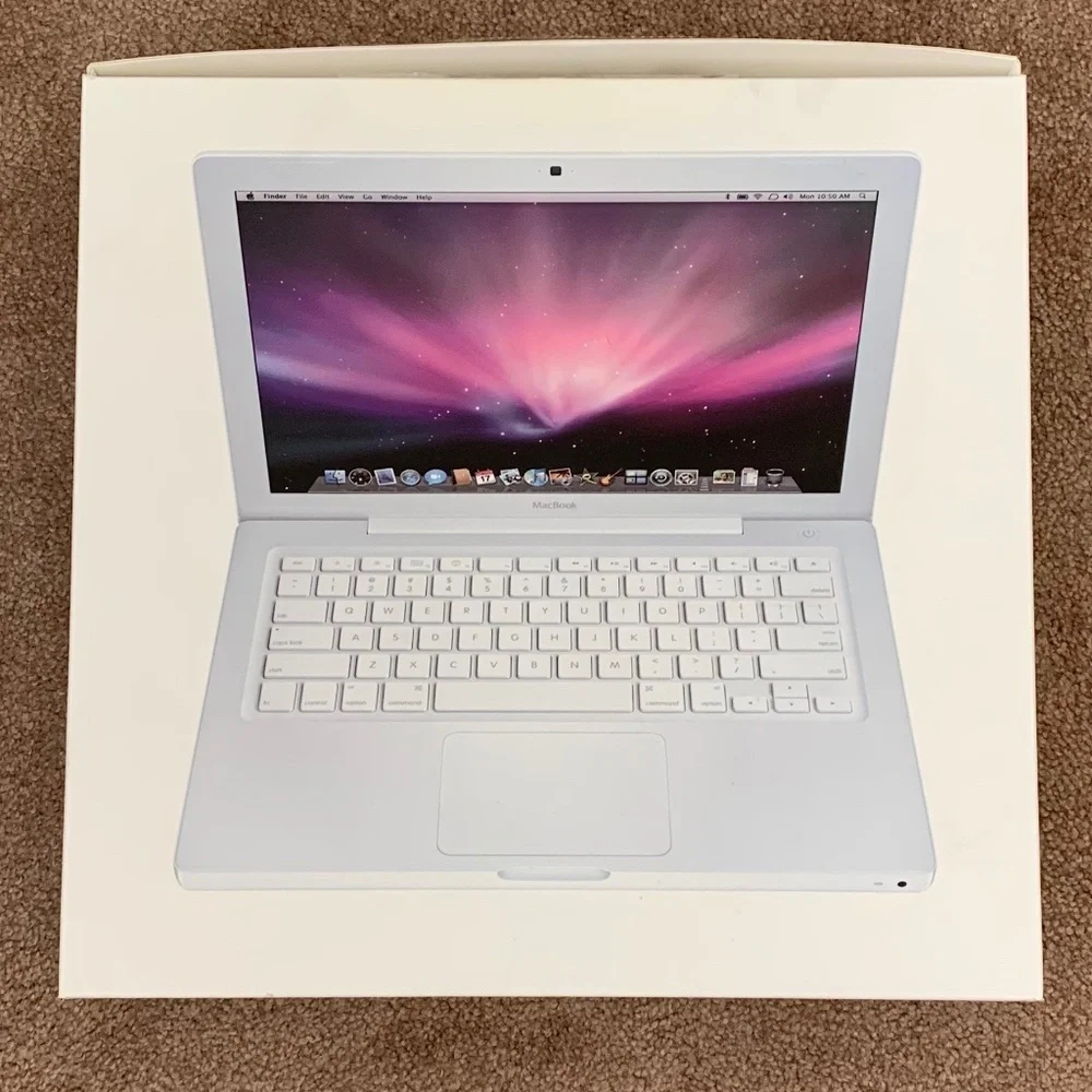 Apple MacBook Box (Empty) for Display/Nostalgia
